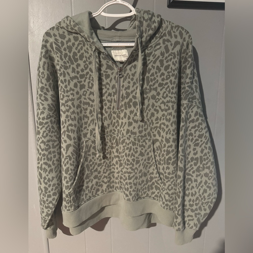 3 for $10🌻American Eagle crop oversized hoodie sz s